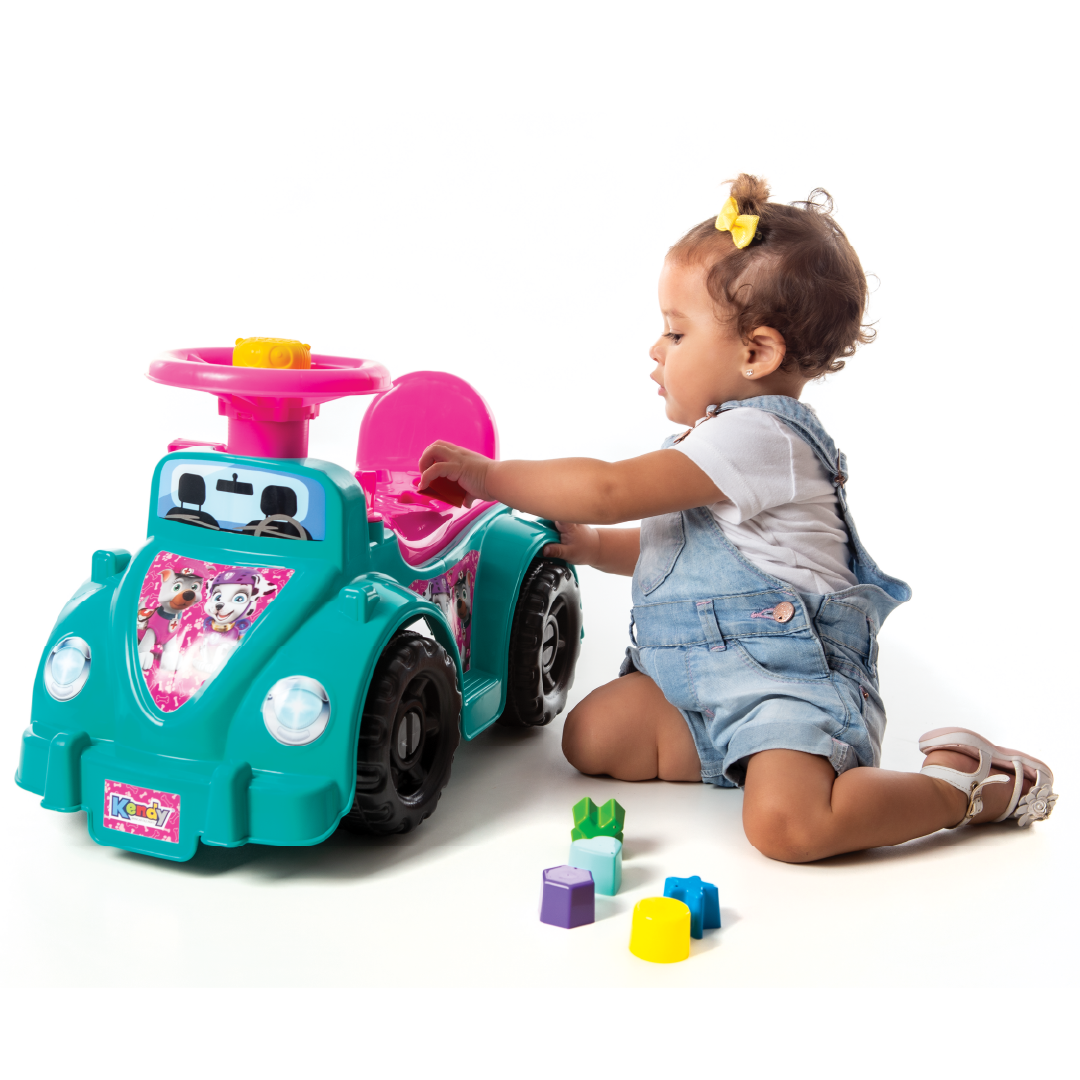 Andador Quadriciclo Infantil Menina Tiffany - Com Buzina, Volante, porta-objetos, 6 pçs Geométricas Educativas - Certificado Inmetro